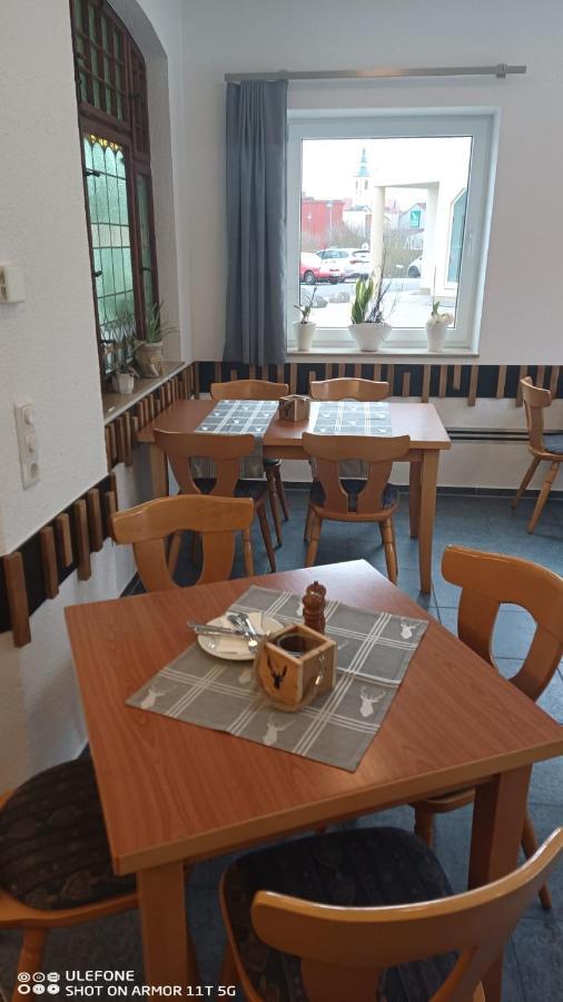Hotel & Restaurant Zum Hirsch Romhild 외부 사진
